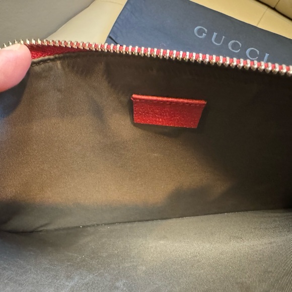 Gucci Beige/Red GG Supreme Canvas And Leather Large Tian Zip Pouch - Picture 6 of 11